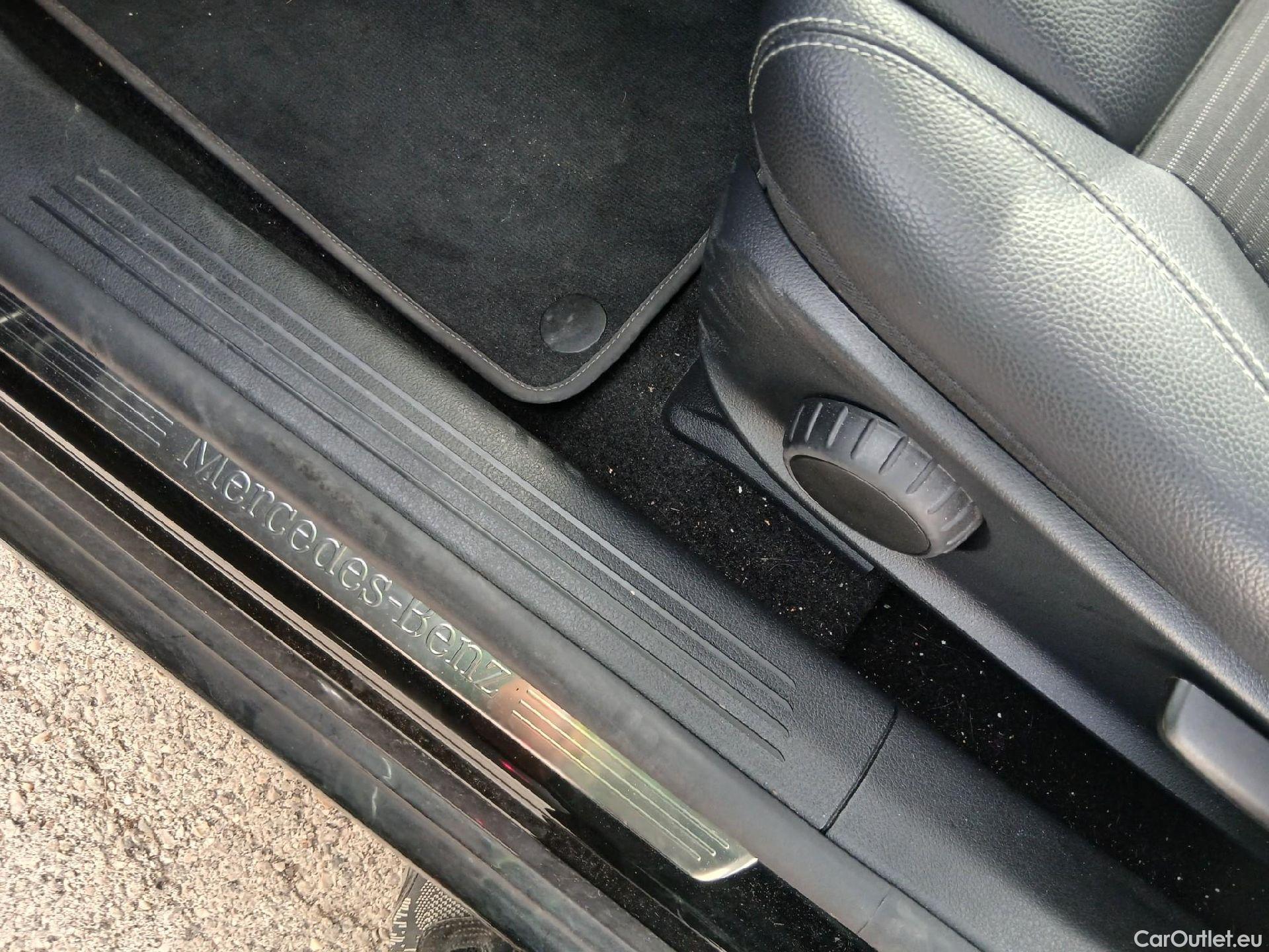  Mercedes  CLA-Klasse MERCEDES-BENZ CLA / 2019 / 4P / coupé CLA 220 D DCT #1