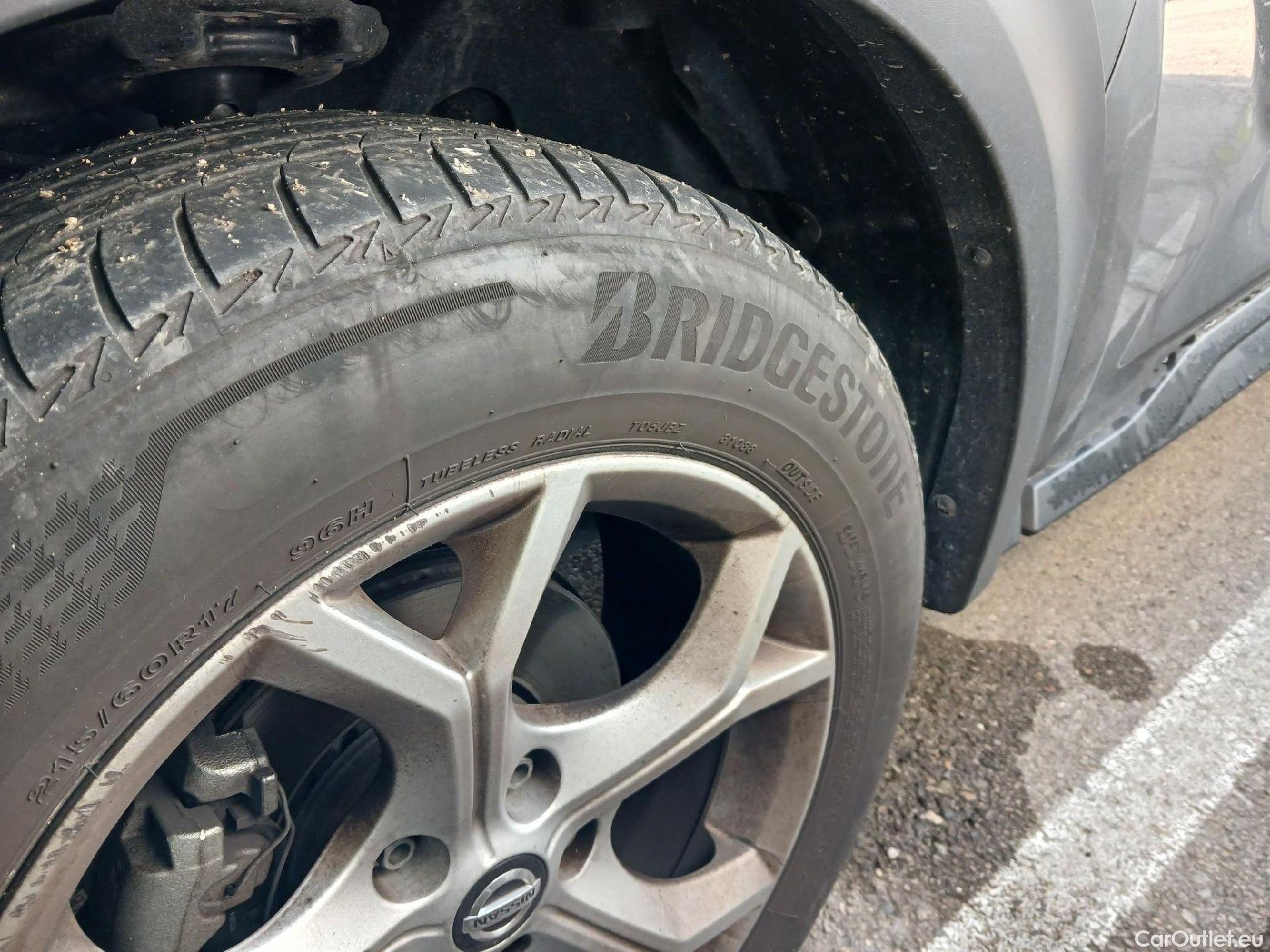  Nissan  Juke NISSAN  / 2019 / 5P / crossover DIG-T 84 kW (114 CV) DCT 7 V N-Connecta (AC2) #5