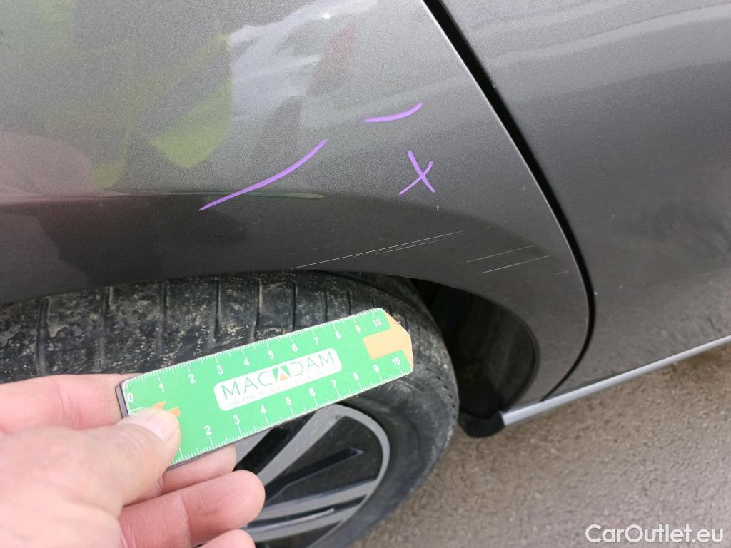  Mercedes  A-Klasse MERCEDES-BENZ Clase A / 2018 / 4P / sedán Sedán A 250 e #16