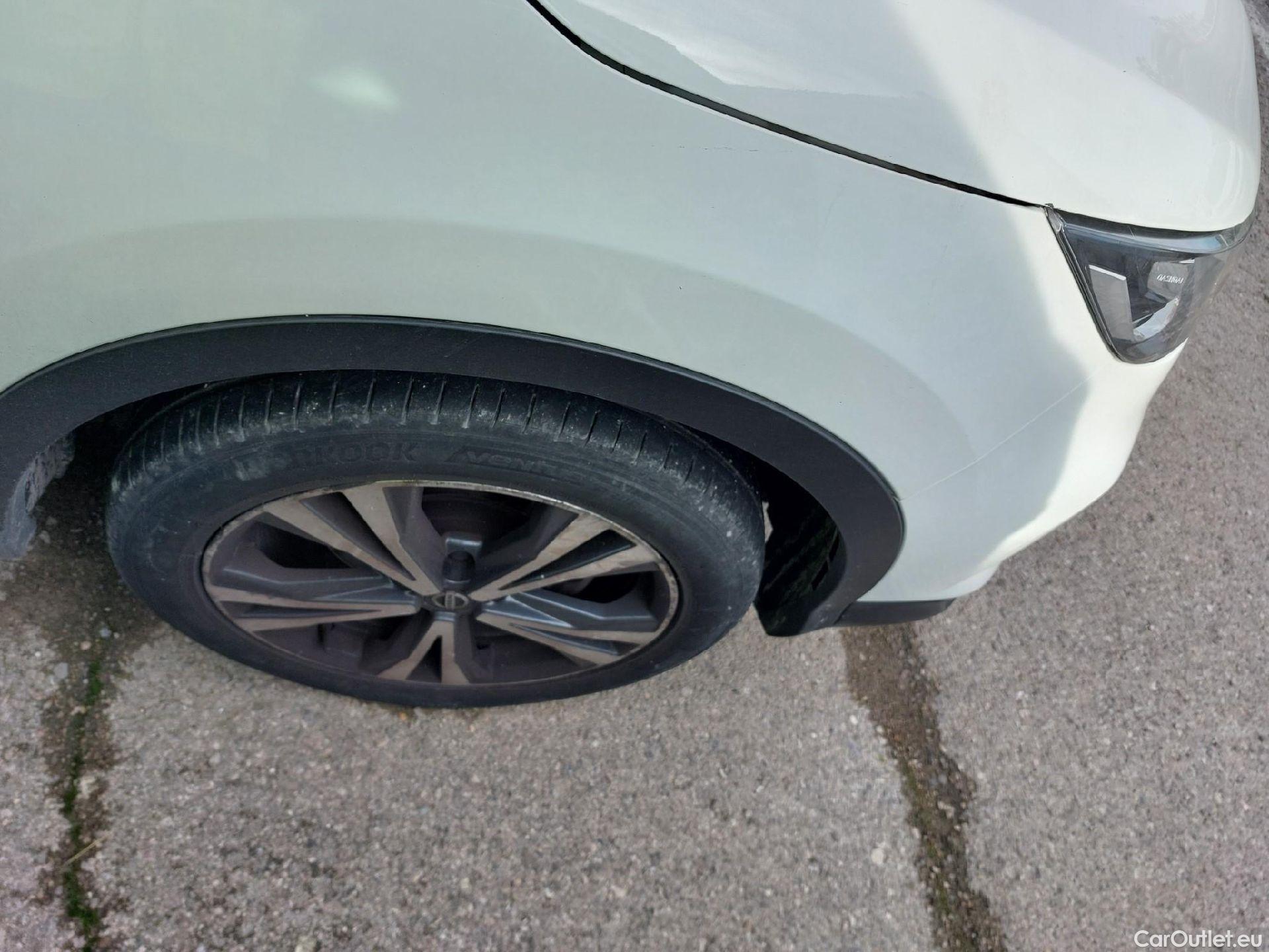  Nissan  Qashqai NISSAN  / 2017 / 5P / todoterreno DIG-T 103 kW (140 CV) E6D N-CONNECTA #23