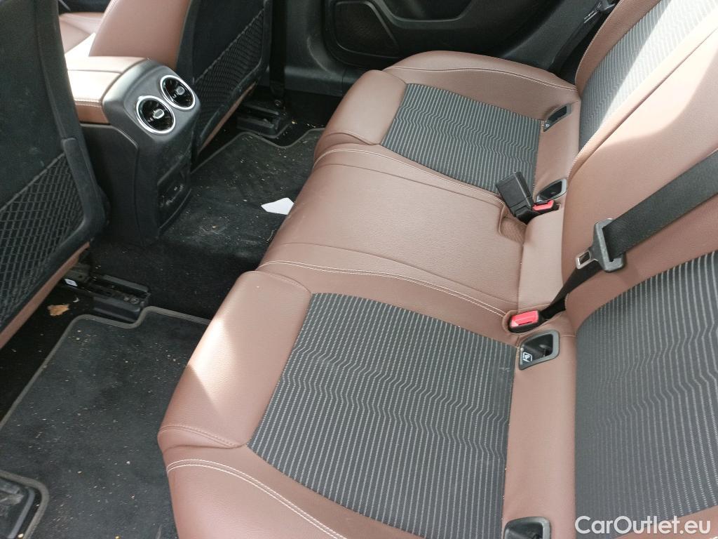  Mercedes  A-Klasse MERCEDES-BENZ Clase A / 2018 / 4P / sedán Sedán A 250 e #20