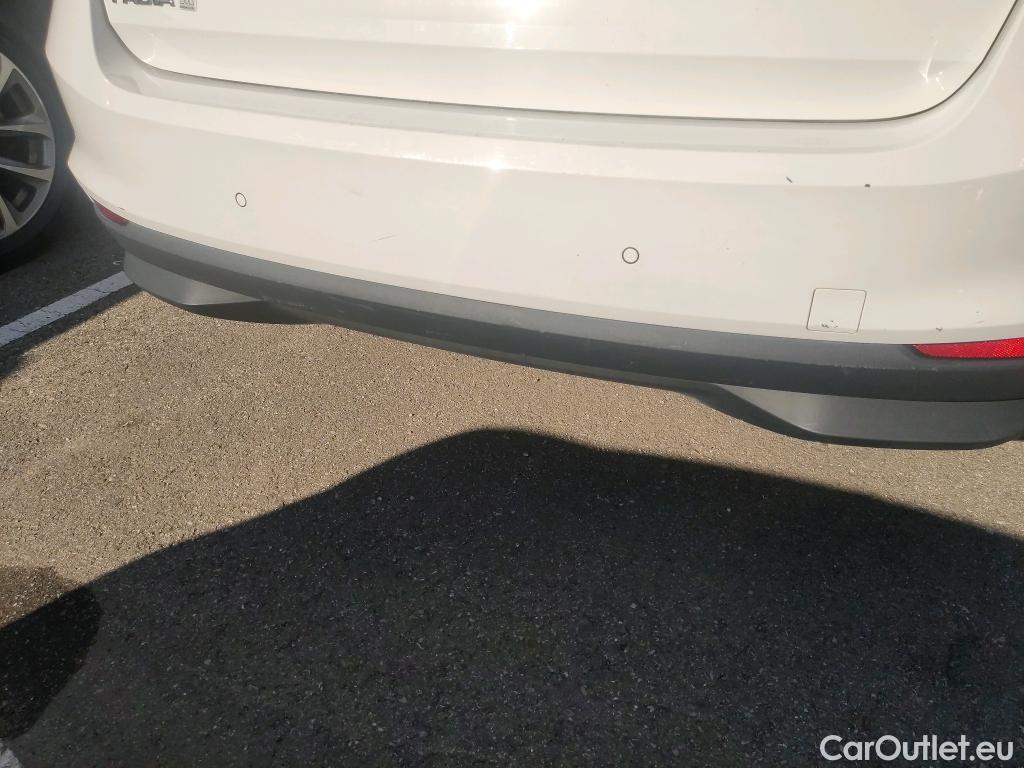  Skoda  Fabia SKODA  / 2021 / 5P / berlina con portón 1.0 TSI 70KW (95CV) Ambition (AC) #3