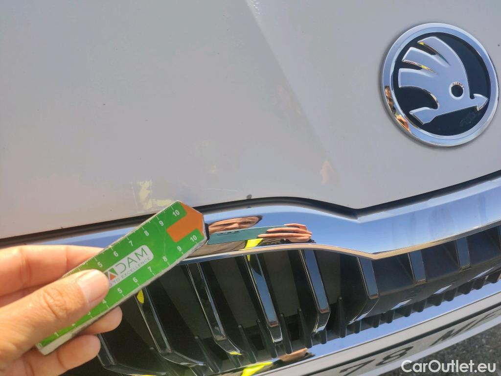  Skoda  Fabia SKODA  / 2021 / 5P / berlina con portón 1.0 TSI 70KW (95CV) Ambition (AC) #8