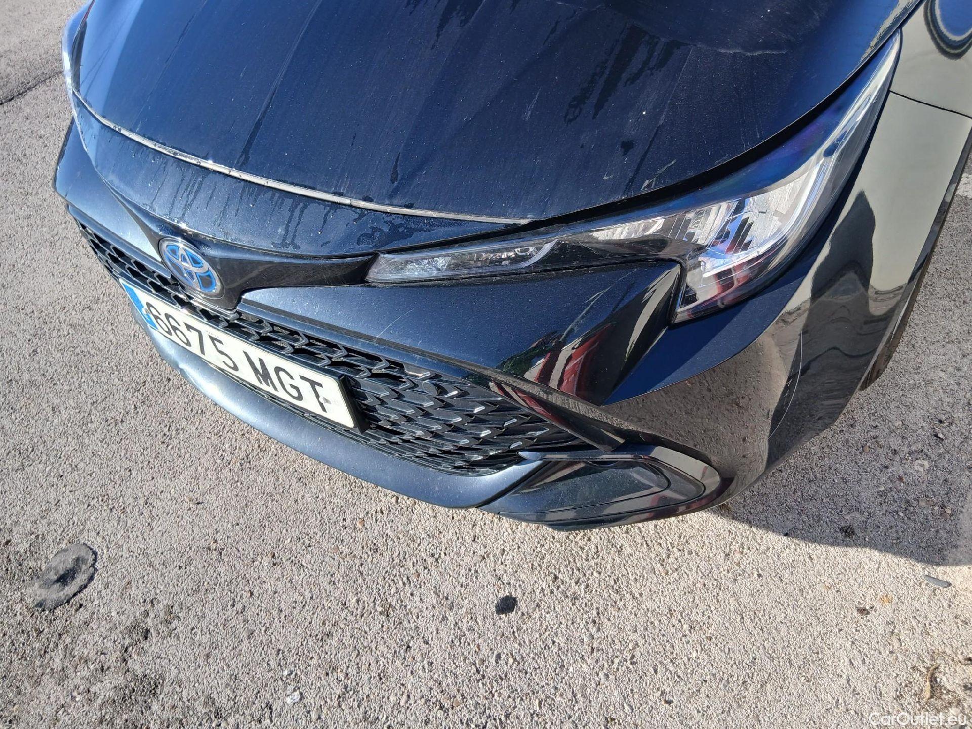  Toyota  Corolla TOYOTA  / 2019 / 5P / familiar 140H Active Plus Touring Sport #4