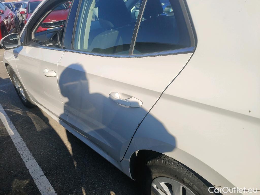  Skoda  Fabia SKODA  / 2021 / 5P / berlina con portón 1.0 TSI 70KW (95CV) Ambition (AC) #17