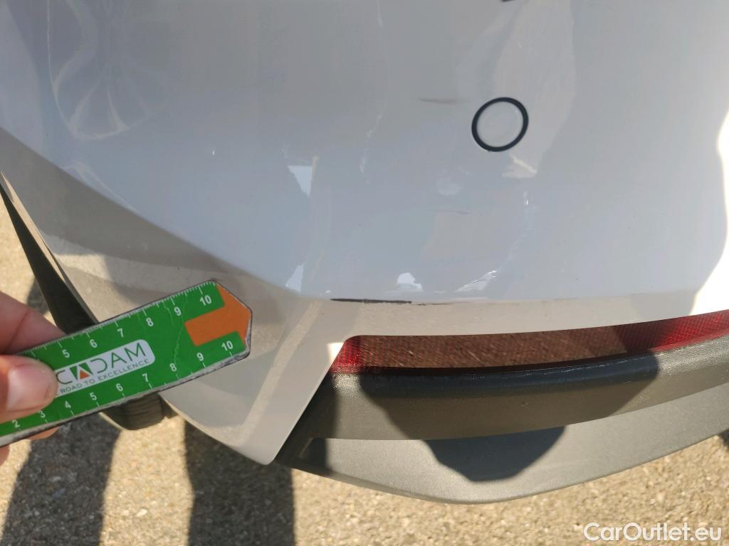  Skoda  Fabia SKODA  / 2021 / 5P / berlina con portón 1.0 TSI 70KW (95CV) Ambition (AC) #33