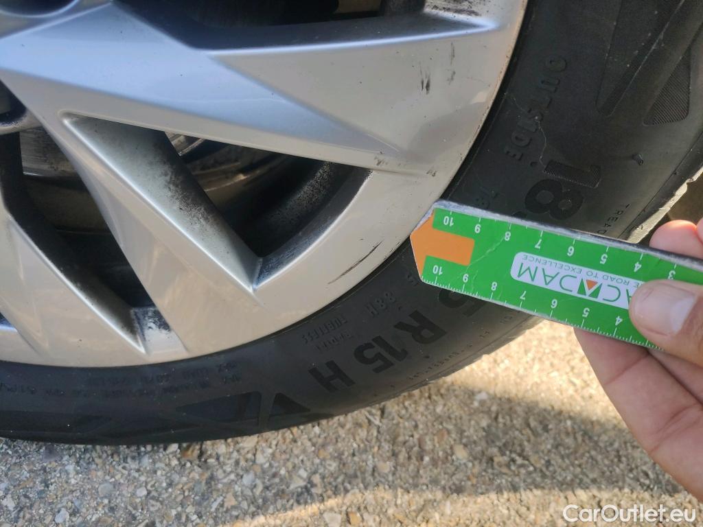  Skoda  Fabia SKODA  / 2021 / 5P / berlina con portón 1.0 TSI 70KW (95CV) Ambition (AC) #12