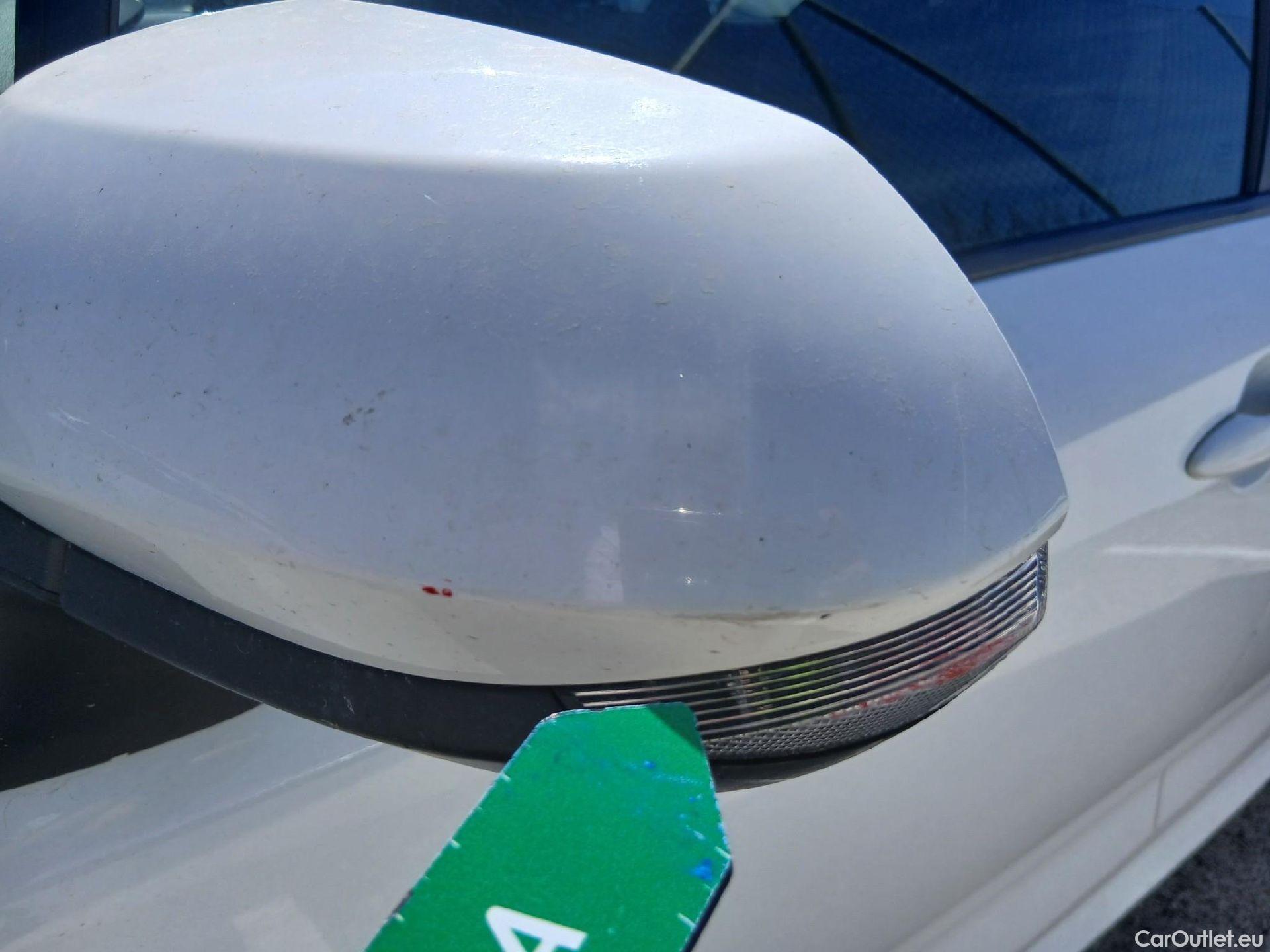  Toyota  Corolla TOYOTA  / 2019 / 5P / familiar 1.8 125H ACTIVE TECH E-CVT TOU SPORT #17