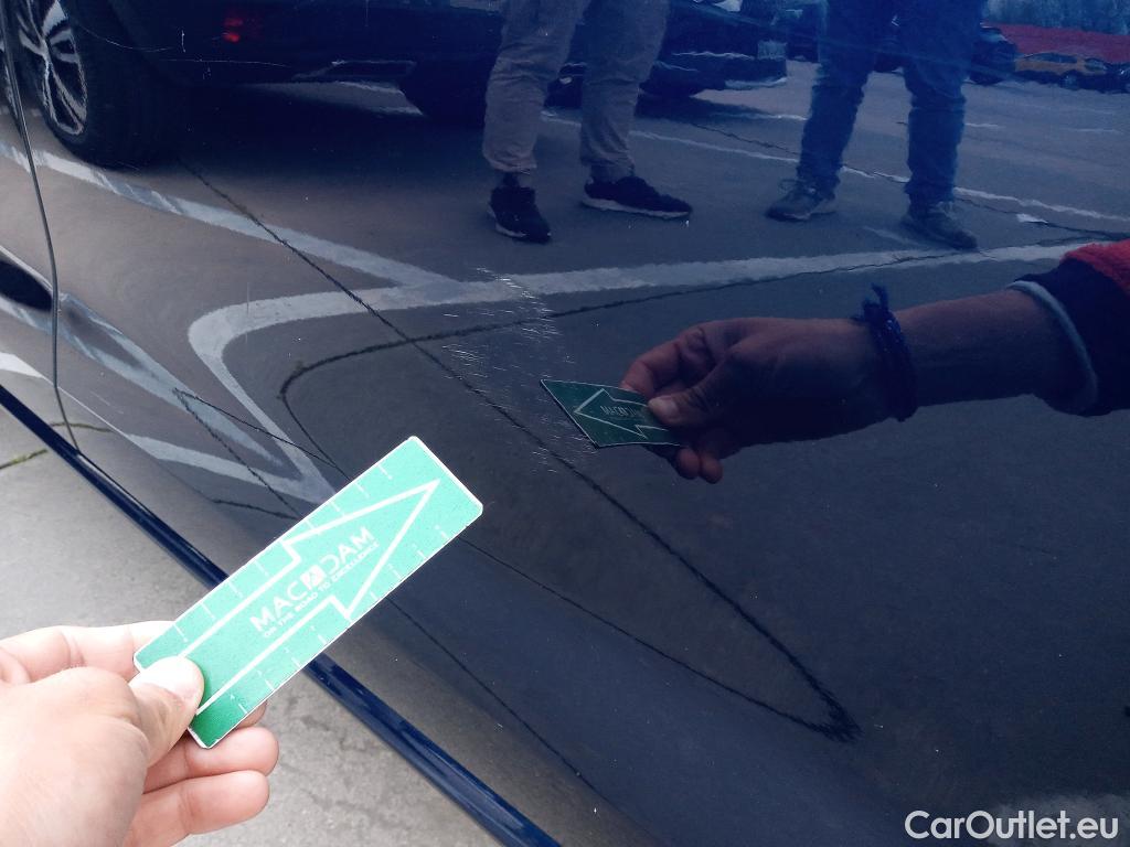  Volkswagen  Golf  VOLKSWAGEN / 2016 / 5P / berlina con portón Ready2Go 1.0 TSI 85kW (115CV) #12