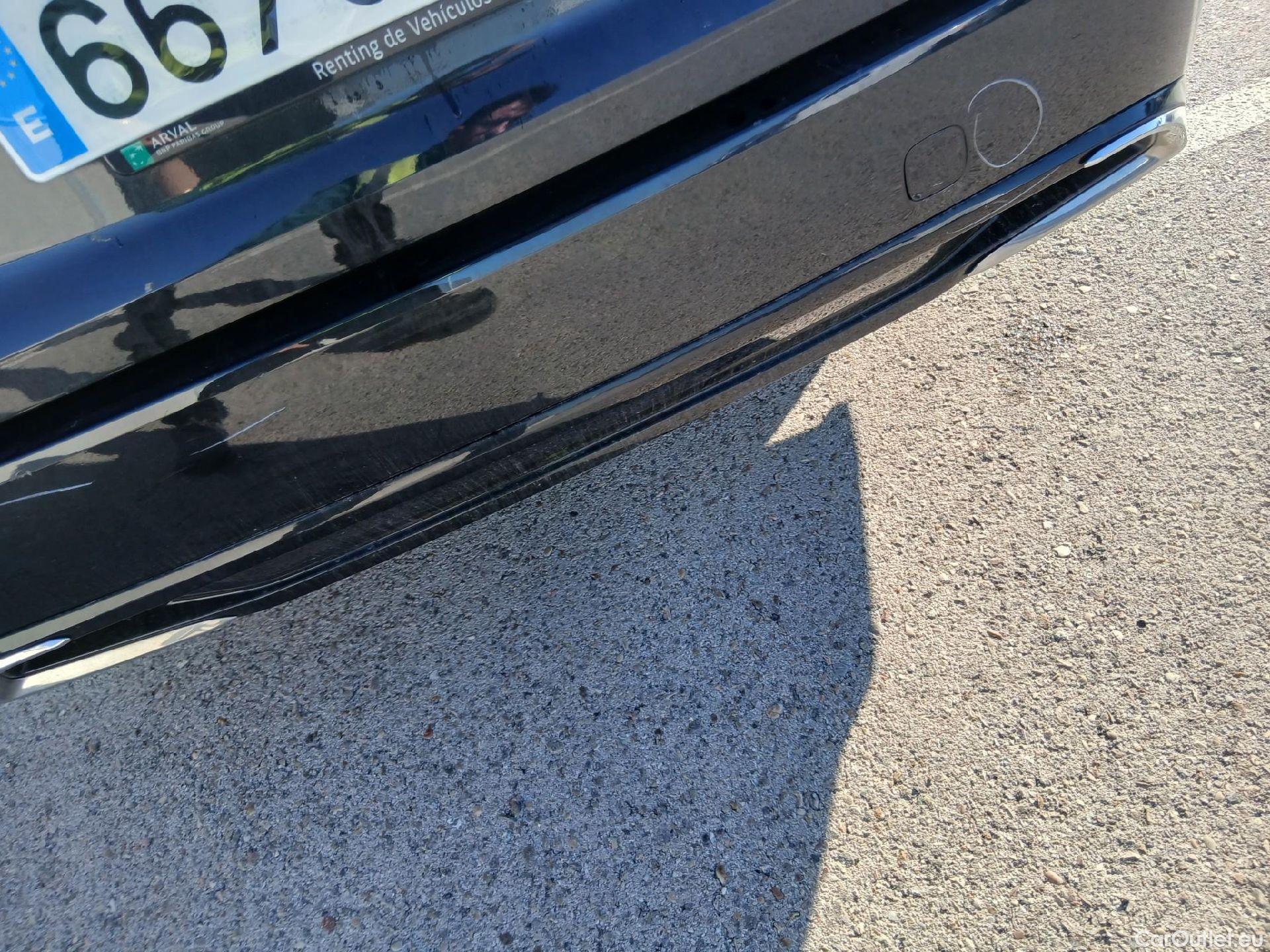  Toyota  Corolla TOYOTA  / 2019 / 5P / familiar 140H Active Plus Touring Sport #19