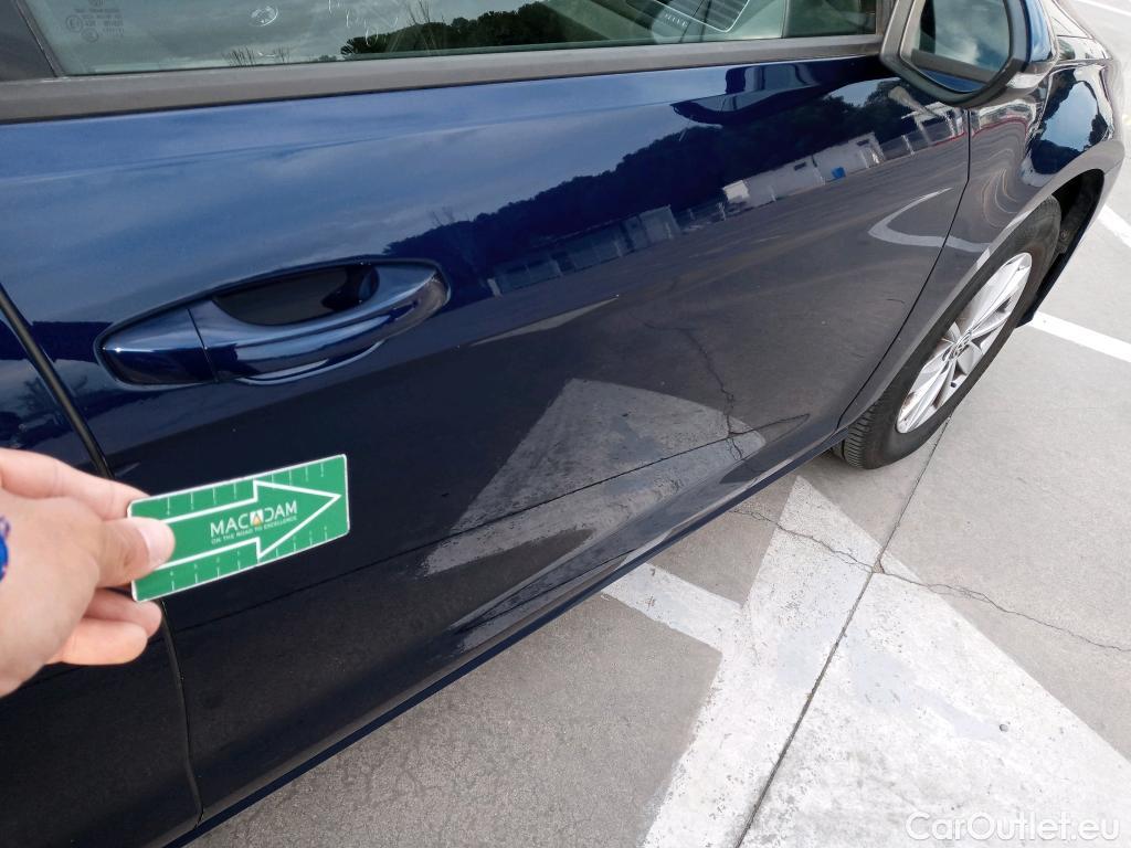  Volkswagen  Golf  VOLKSWAGEN / 2016 / 5P / berlina con portón Ready2Go 1.0 TSI 85kW (115CV) #13