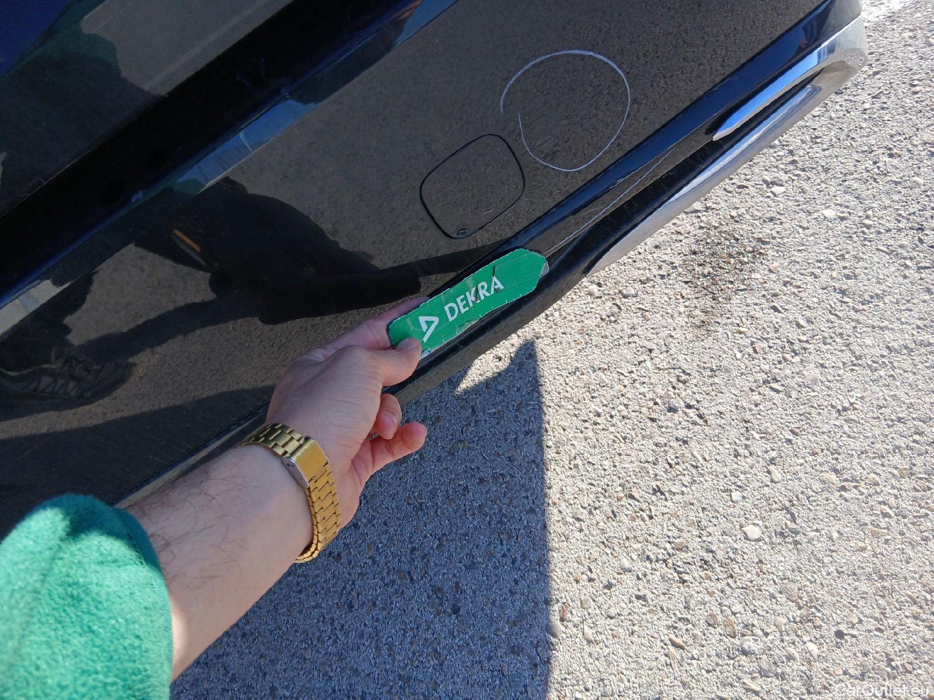  Toyota  Corolla TOYOTA  / 2019 / 5P / familiar 140H Active Plus Touring Sport #18