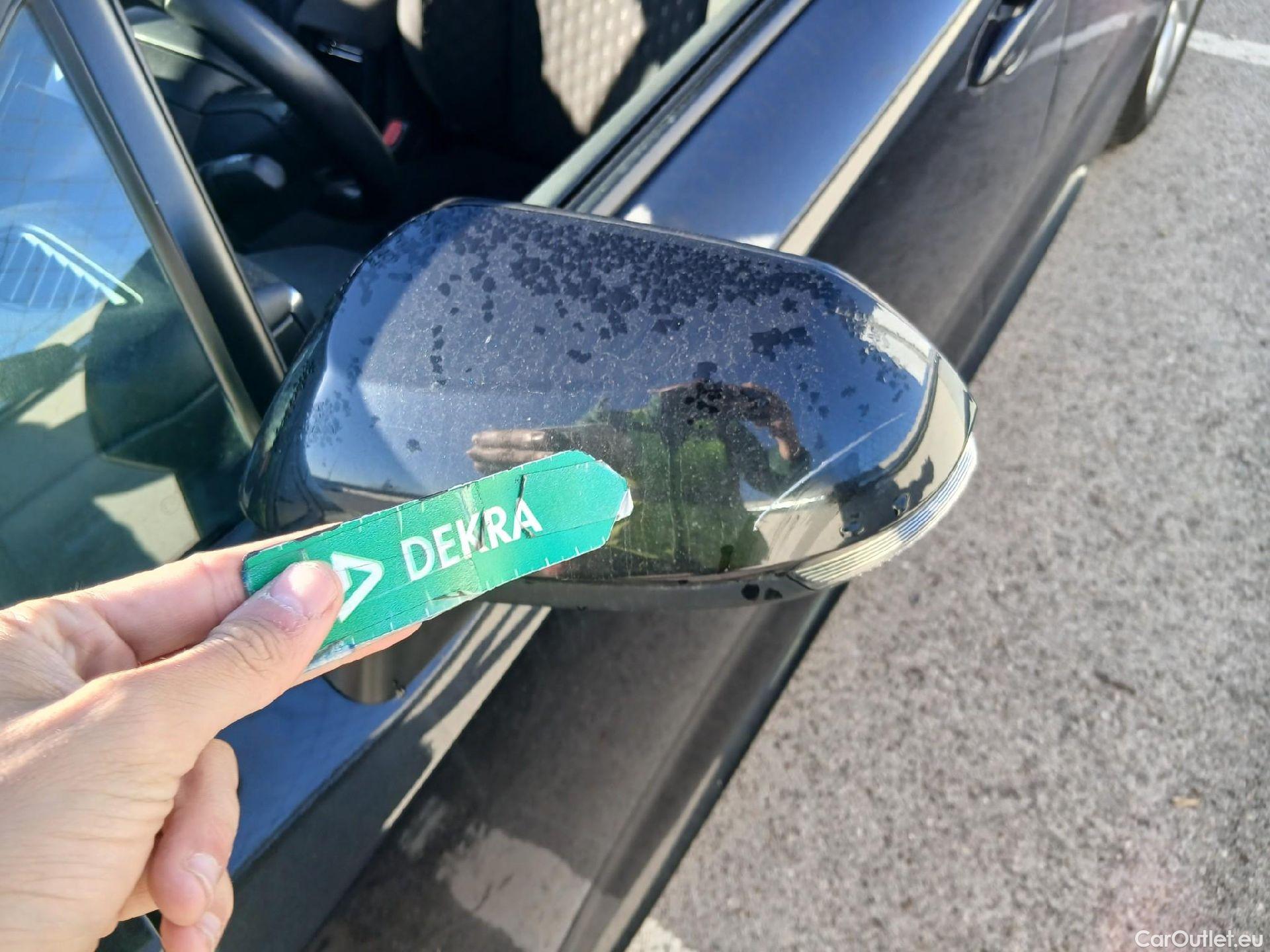  Toyota  Corolla TOYOTA  / 2019 / 5P / familiar 140H Active Plus Touring Sport #9