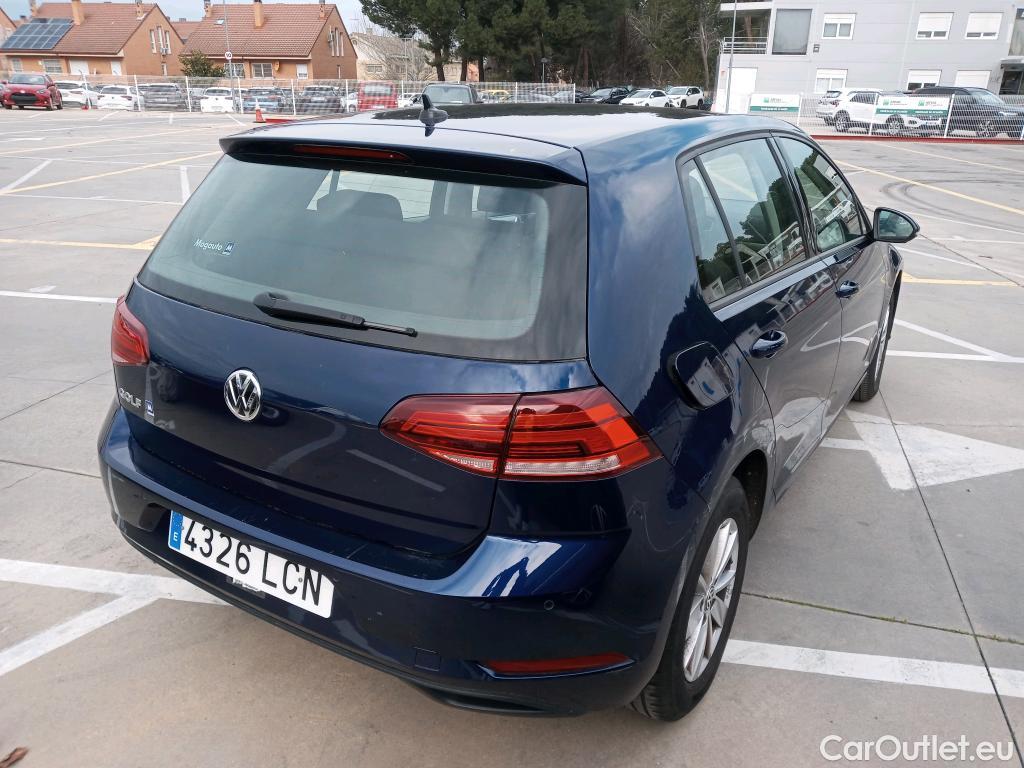  Volkswagen  Golf  VOLKSWAGEN / 2016 / 5P / berlina con portón Ready2Go 1.0 TSI 85kW (115CV) #9