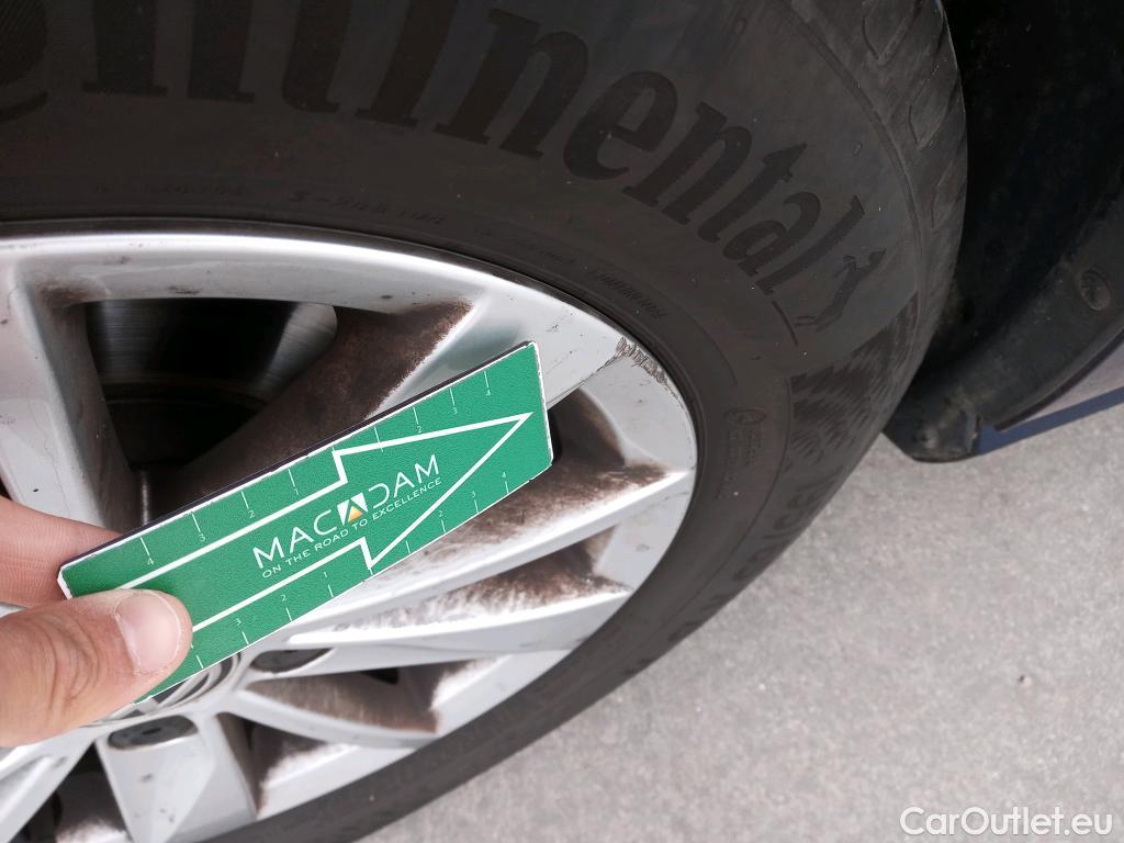  Volkswagen  Golf  VOLKSWAGEN / 2016 / 5P / berlina con portón Ready2Go 1.0 TSI 85kW (115CV) #5