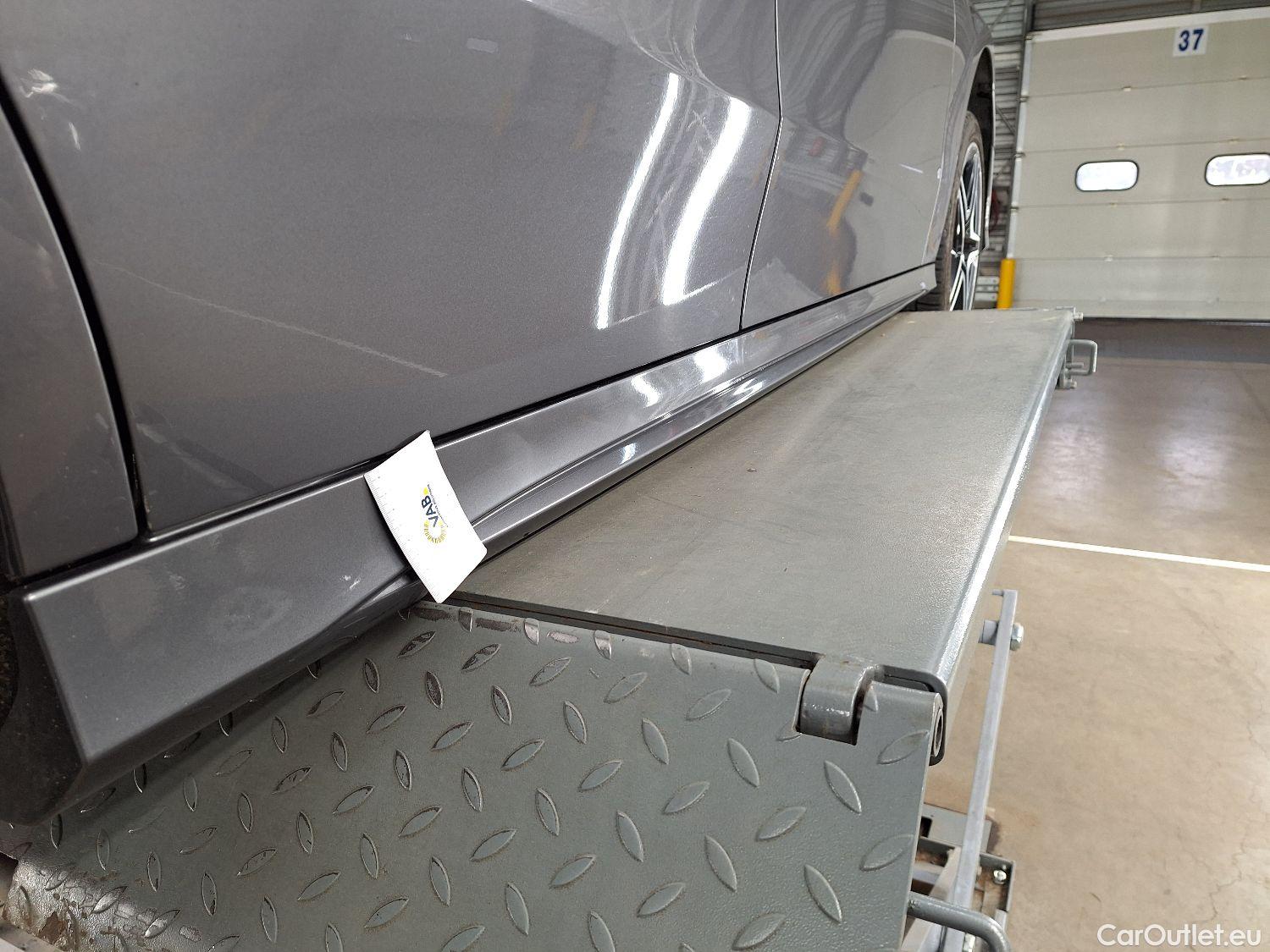  Mercedes  A-Klasse Mercedes, A-Class '18, Mercedes-Benz  A 180 d DCT Launch Edition  #14