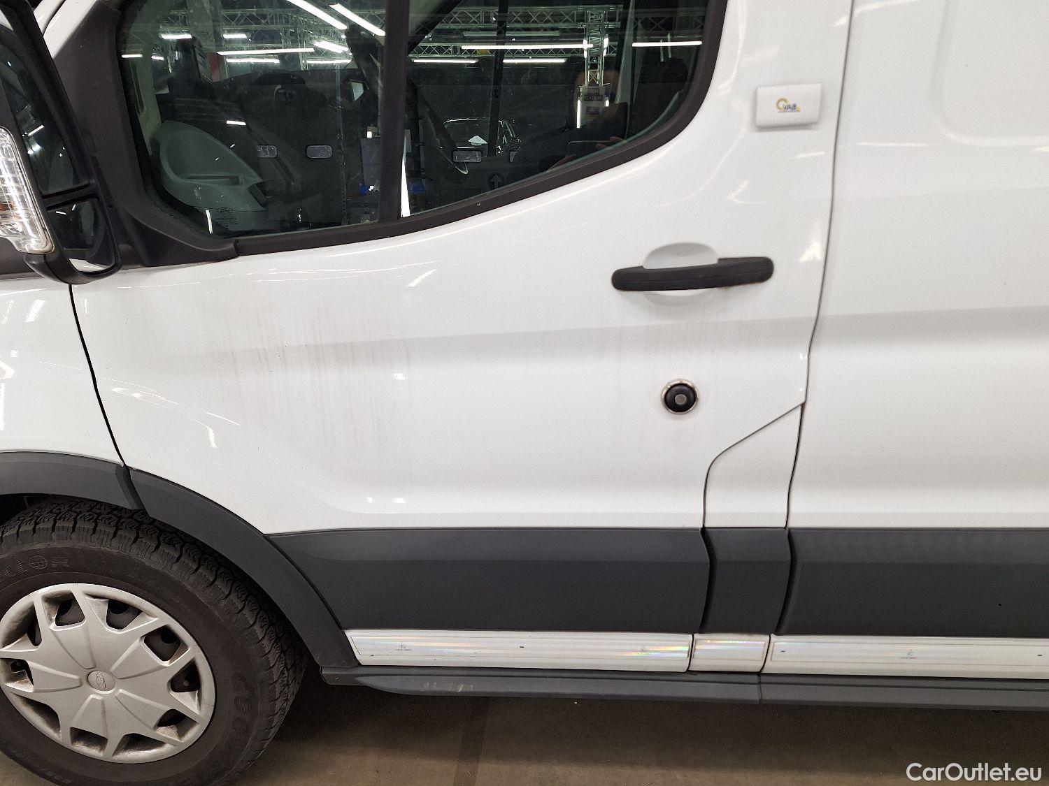  Ford  Transit Ford, _ FL'19, Ford  350M 2.0TD 130pk 96kW M6 Trend 4d #27
