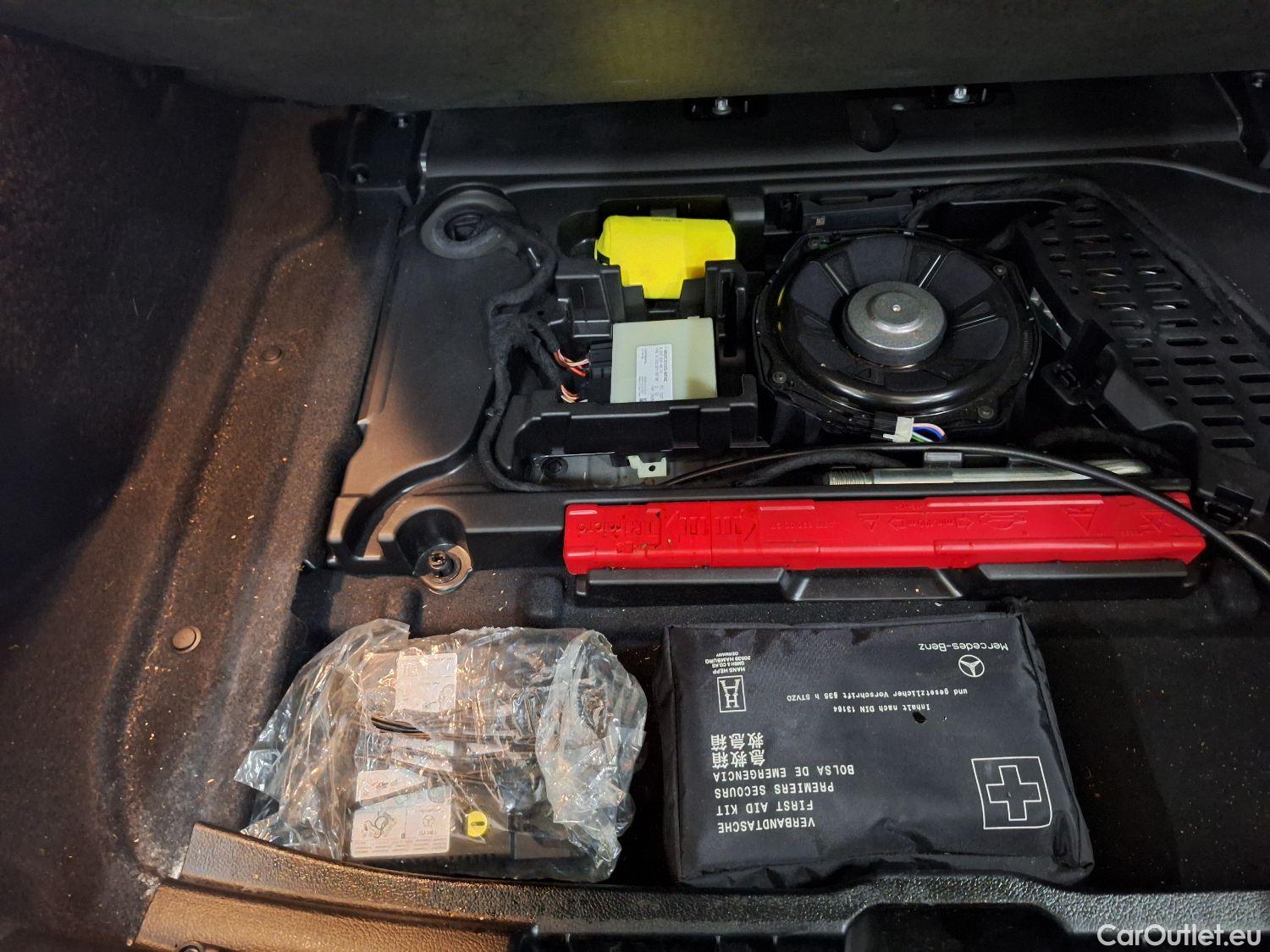  Mercedes  A-Klasse Mercedes, A-Class '18, Mercedes-Benz  A 180 d DCT Launch Edition  #1