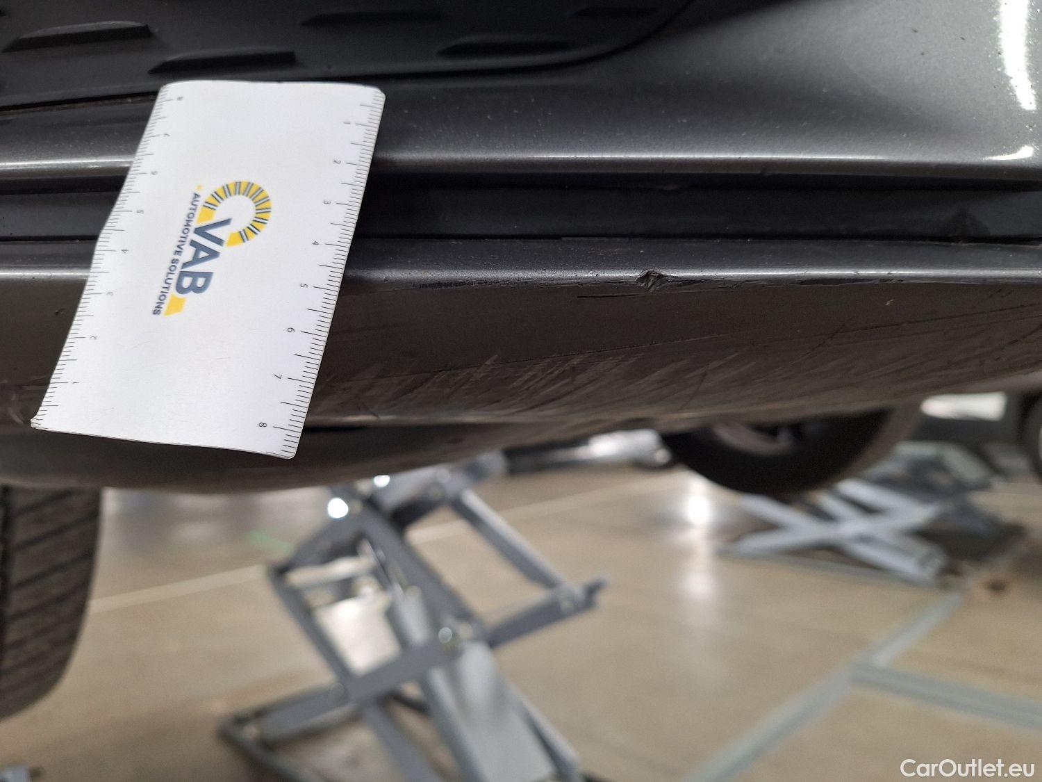  Mercedes  A-Klasse Mercedes, A-Class '18, Mercedes-Benz  A 180 d DCT Launch Edition  #10