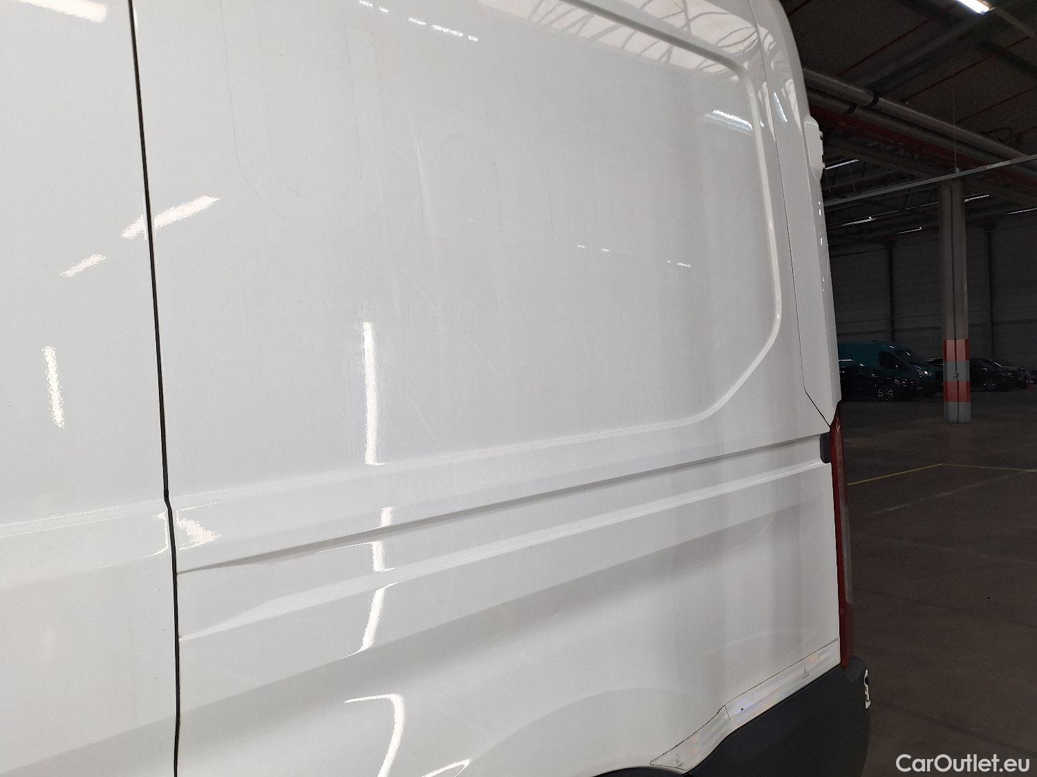  Ford  Transit Ford, _ FL'19, Ford  350M 2.0TD 130pk 96kW M6 Trend 4d #25
