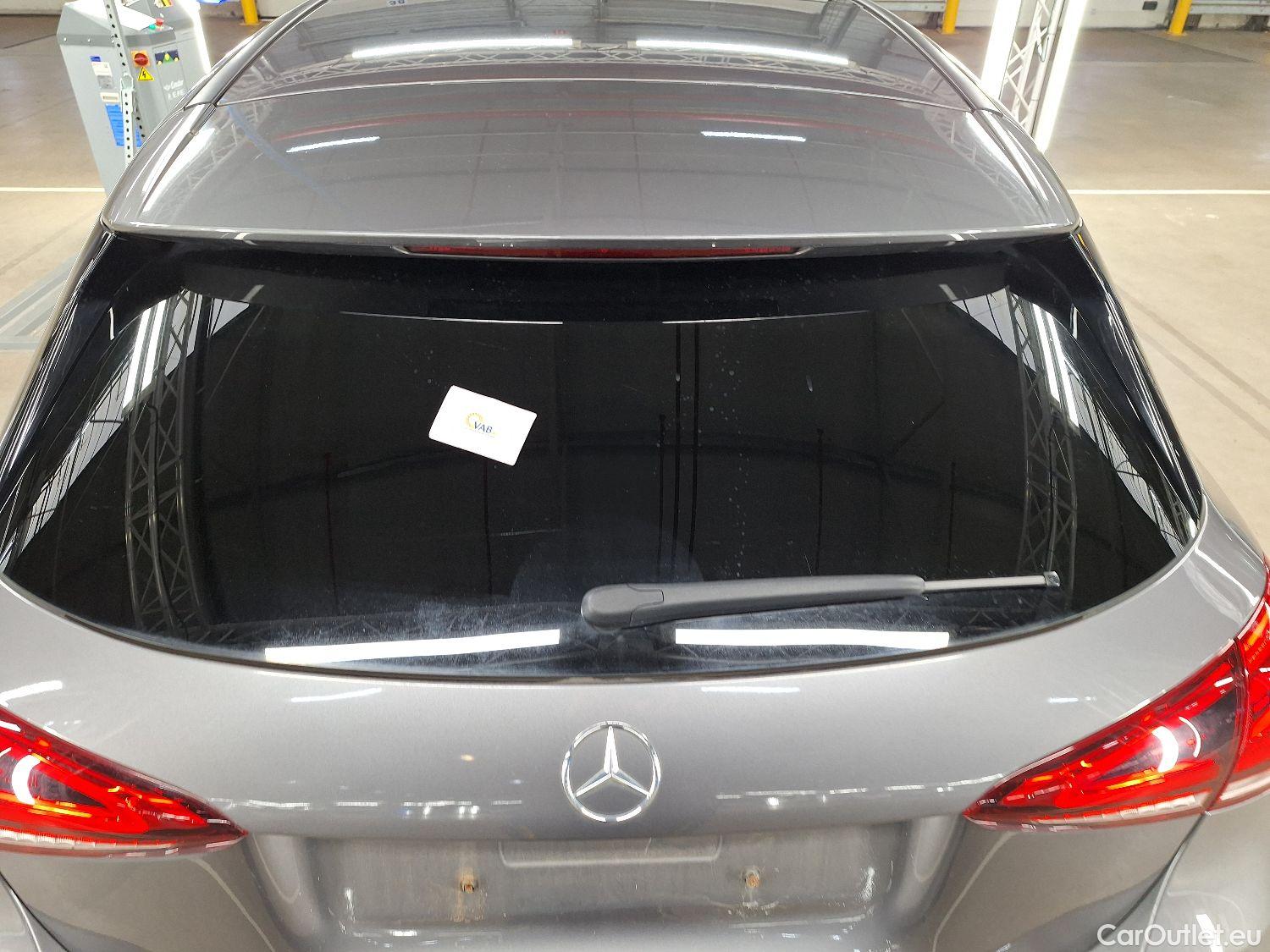  Mercedes  A-Klasse Mercedes, A-Class '18, Mercedes-Benz  A 180 d DCT Launch Edition  #31