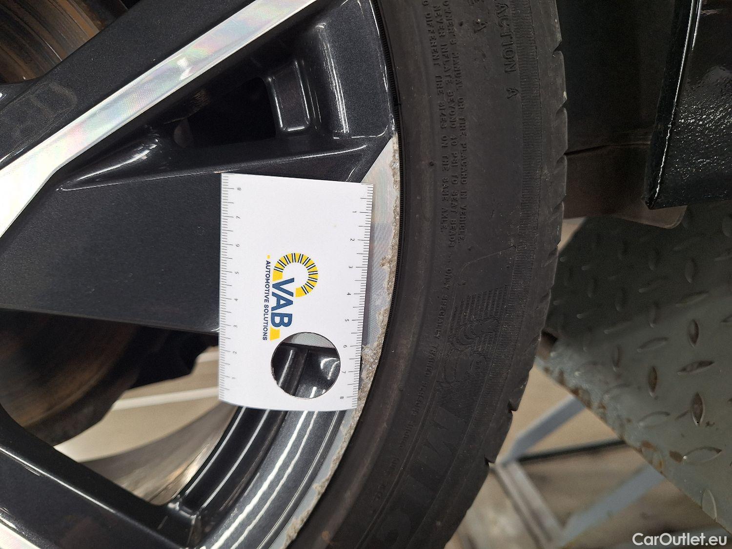  Peugeot  308 Peugeot,  '21, Peugeot  1.5 BlueHDi 130 S&S EAT8 Allure Pack 5 #4