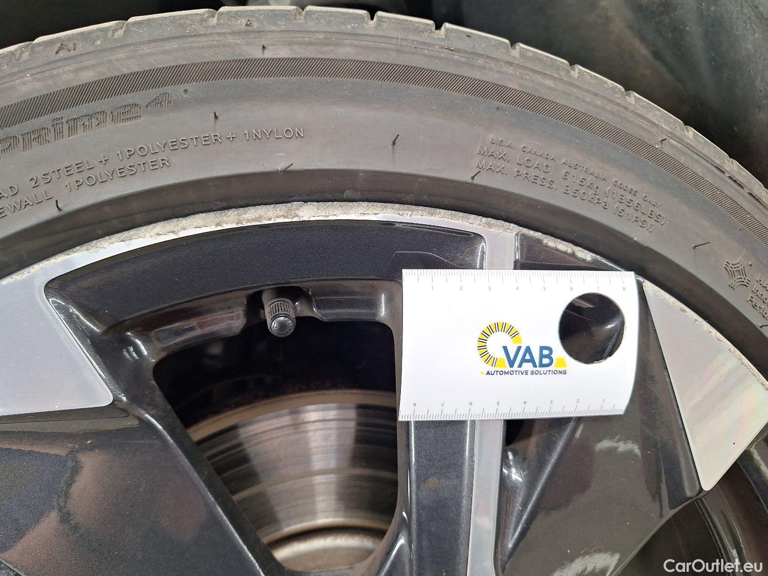  Peugeot  308 Peugeot,  '21, Peugeot  1.5 BlueHDi 130 S&S EAT8 Allure Pack 5 #19