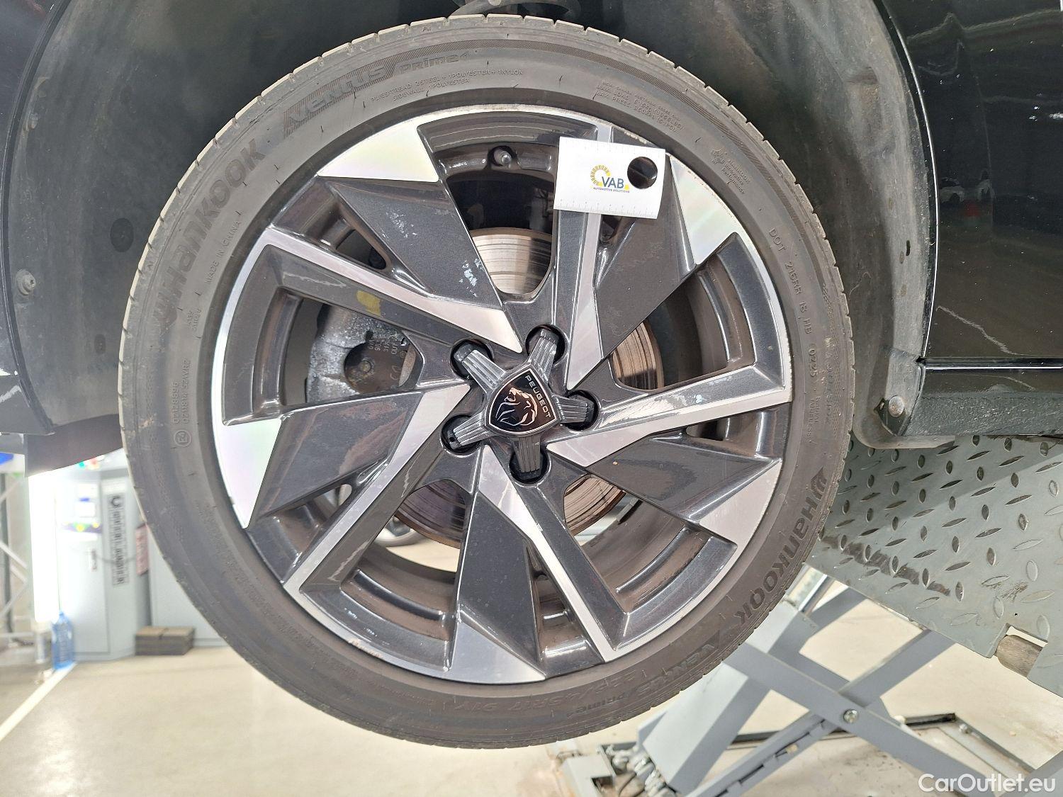  Peugeot  308 Peugeot,  '21, Peugeot  1.5 BlueHDi 130 S&S EAT8 Allure Pack 5 #18