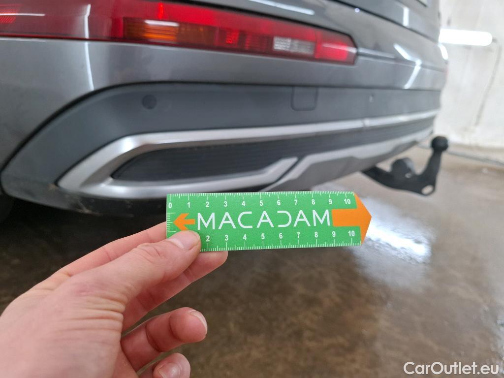  Audi  Q7 AUDI  / 2019 / 5P / SUV 55 TFSIe 380ch quattro Tiptronic8 Avus #9