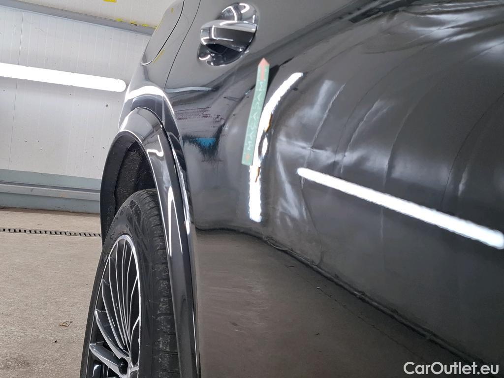  Mercedes  G-Klasee MERCEDES-BENZ GLC Coupe / 2023 / 5P / Coupé GLC 300 e AMG Line 4MATIC #19