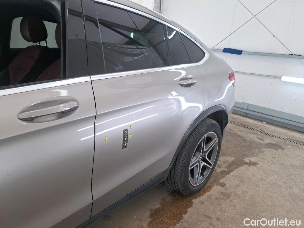  Mercedes  G-Klasee MERCEDES-BENZ GLC Coupe / 2019 / 5P / Coupé GLC 300 e AMG Line 4Matic #84