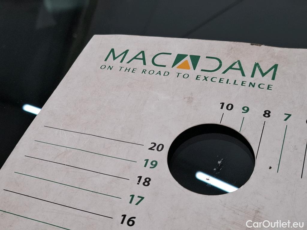  Land Rover  Range Rover LAND ROVER  Velar / 2017 / 5P / SUV 2.0 P400e PHEV BVA R-Dynamic SE #45