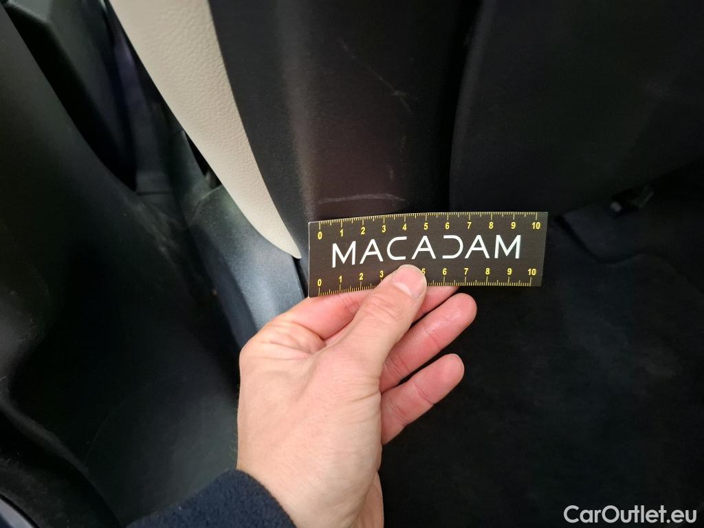  Land Rover  Range Rover LAND ROVER  Velar / 2017 / 5P / SUV 2.0 P400e PHEV BVA R-Dynamic SE #46