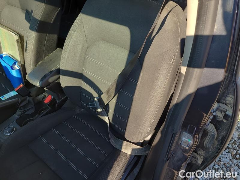  Dacia  Duster  II (01.2018->)  BdCi 115 4x4 Comfort #4