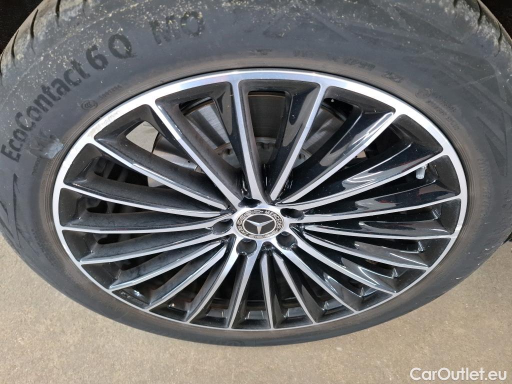  Mercedes  G-Klasee MERCEDES-BENZ GLC Coupe / 2023 / 5P / Coupé GLC 300 e AMG Line 4MATIC #4