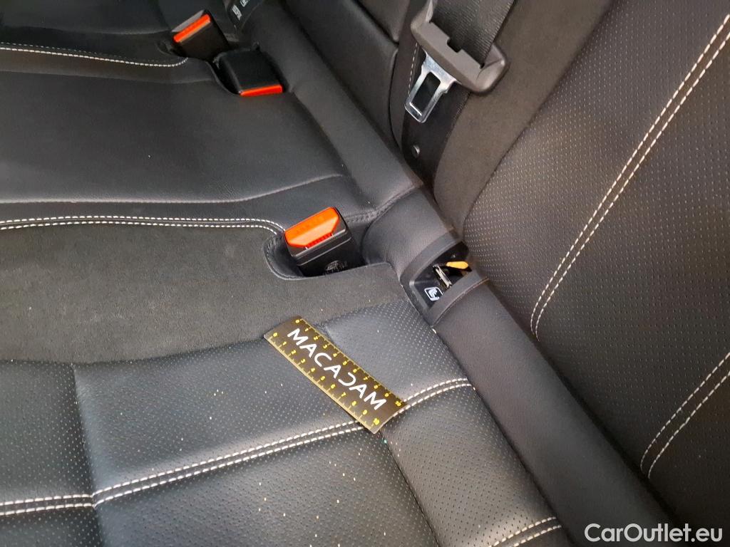  Land Rover  Range Rover LAND ROVER  Velar / 2017 / 5P / SUV 2.0 P400e PHEV BVA R-Dynamic SE #52