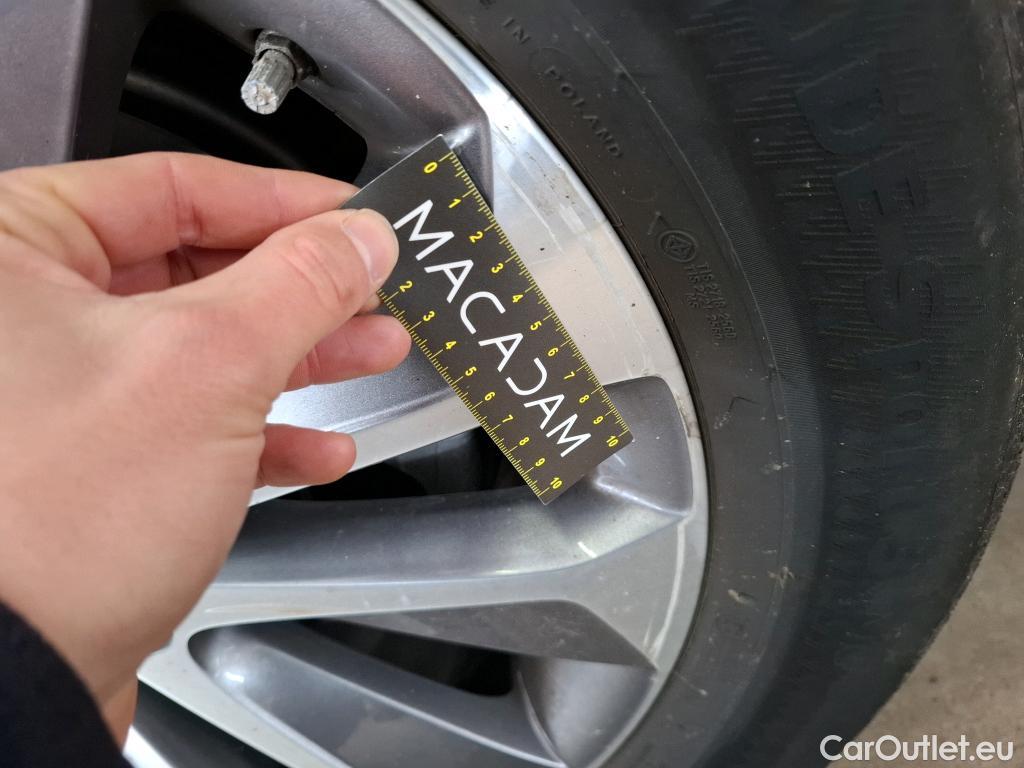  Mercedes  G-Klasee GLE / 2019 / 5P / SUV GLE 350 e 4MATIC Avantgarde Line #40