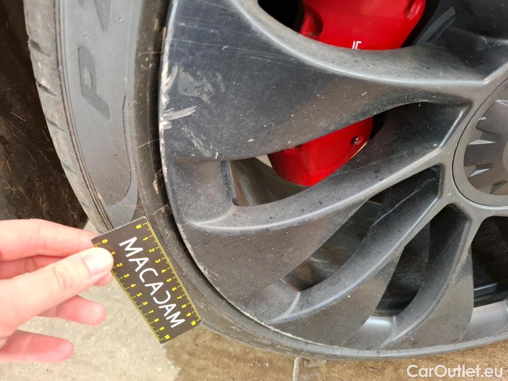  Tesla  Model Y TESLA  / 2020 / 5P / SUV Performance Dual Motor AWD #32