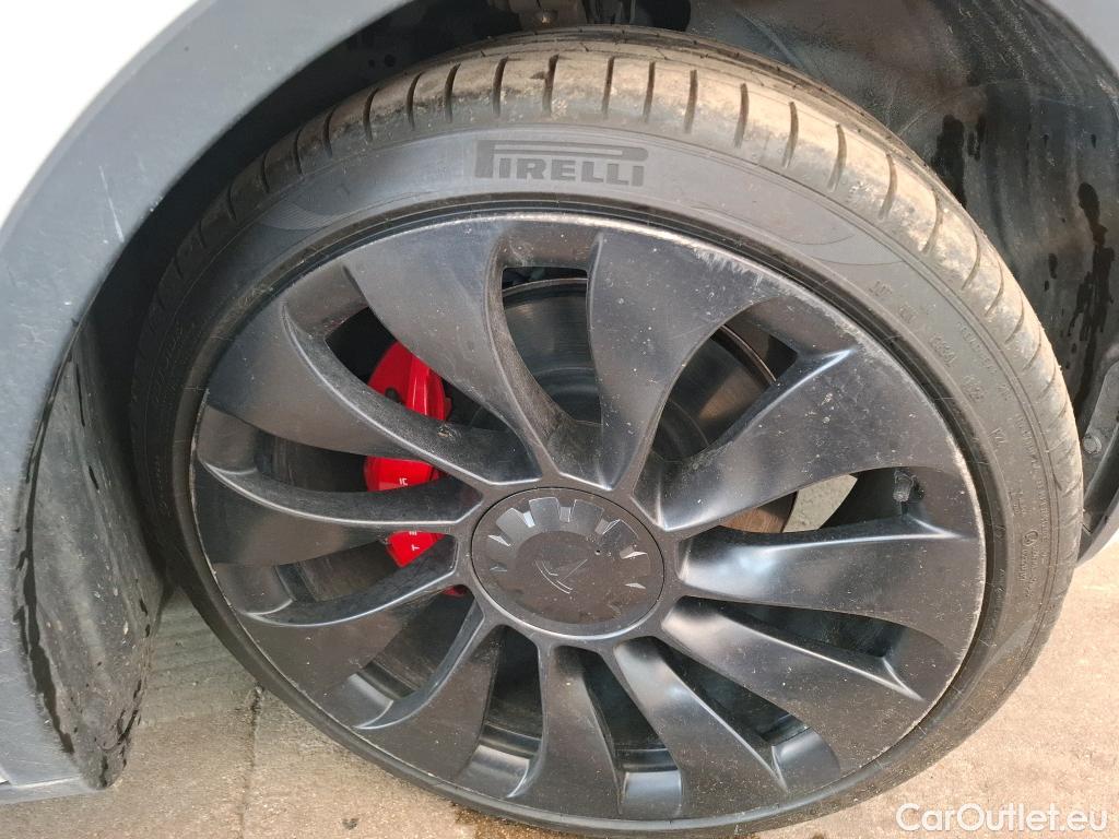 Tesla  Model Y TESLA  / 2020 / 5P / SUV Performance Dual Motor AWD #19