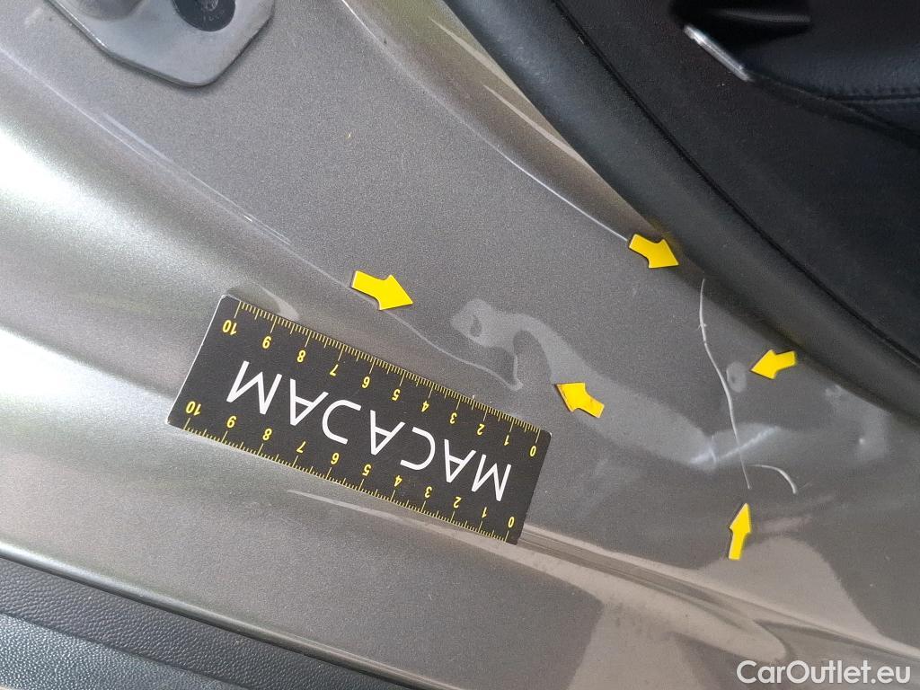  Mercedes  G-Klasee MERCEDES-BENZ GLC Coupe / 2019 / 5P / Coupé GLC 300 e AMG Line 4Matic #21