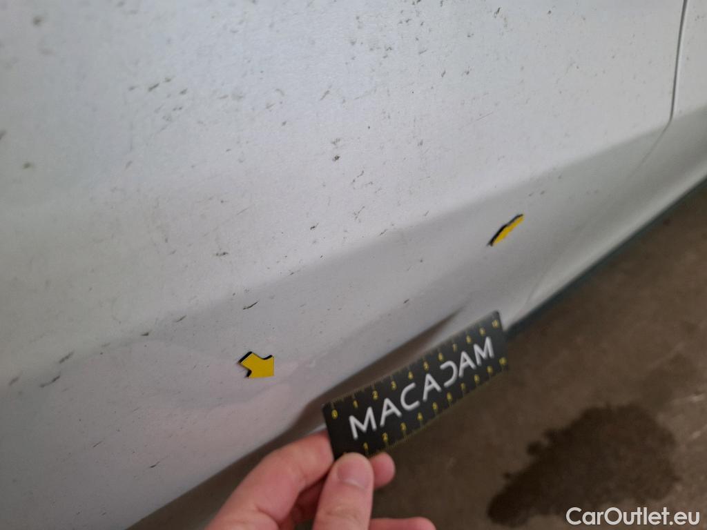  Tesla  Model Y TESLA  / 2020 / 5P / SUV Performance Dual Motor AWD #24