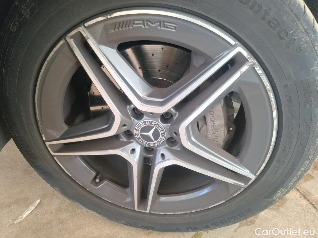  Mercedes  G-Klasee MERCEDES-BENZ GLC Coupe / 2019 / 5P / Coupé GLC 300 e AMG Line 4Matic #58