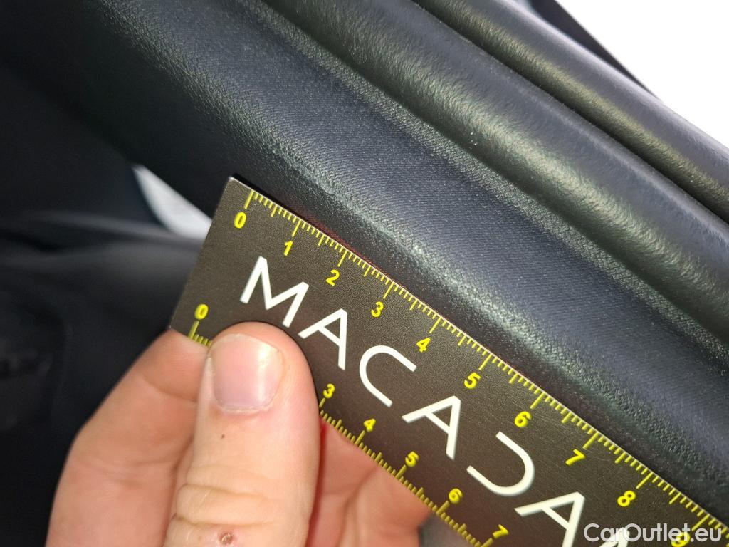  Mercedes  G-Klasee MERCEDES-BENZ GLC Coupe / 2019 / 5P / Coupé 2.0 GLC 300 E AMG LINE 4MATIC #9