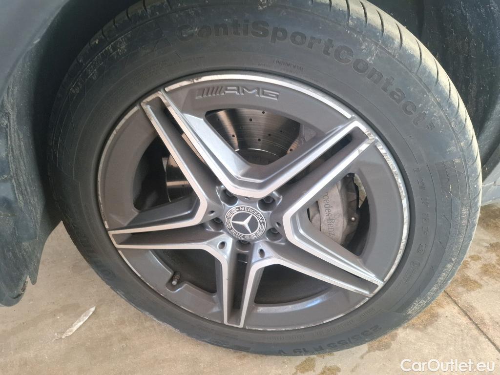  Mercedes  G-Klasee MERCEDES-BENZ GLC Coupe / 2019 / 5P / Coupé GLC 300 e AMG Line 4Matic #57