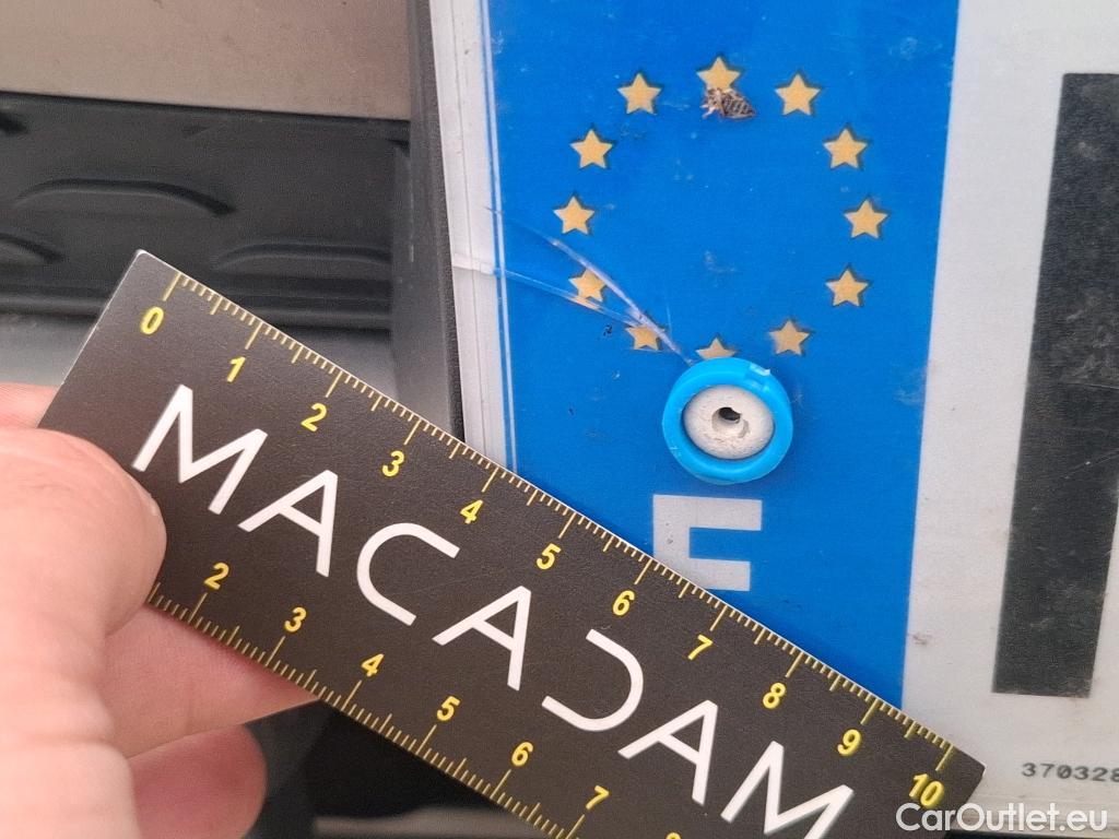  Mercedes  G-Klasee MERCEDES-BENZ GLC Coupe / 2019 / 5P / Coupé GLC 300 e AMG Line 4Matic #91