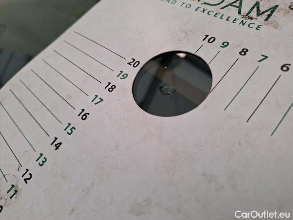  Tesla  Model Y TESLA  / 2020 / 5P / SUV Performance Dual Motor AWD #2