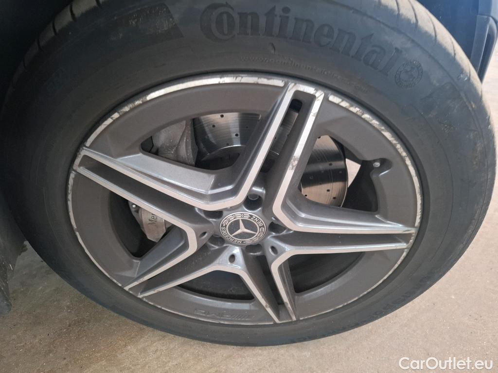  Mercedes  G-Klasee MERCEDES-BENZ GLC Coupe / 2019 / 5P / Coupé GLC 300 e AMG Line 4Matic #68