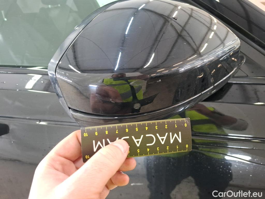  Land Rover  Range Rover LAND ROVER  Velar / 2017 / 5P / SUV 2.0 P400e PHEV BVA R-Dynamic SE #49