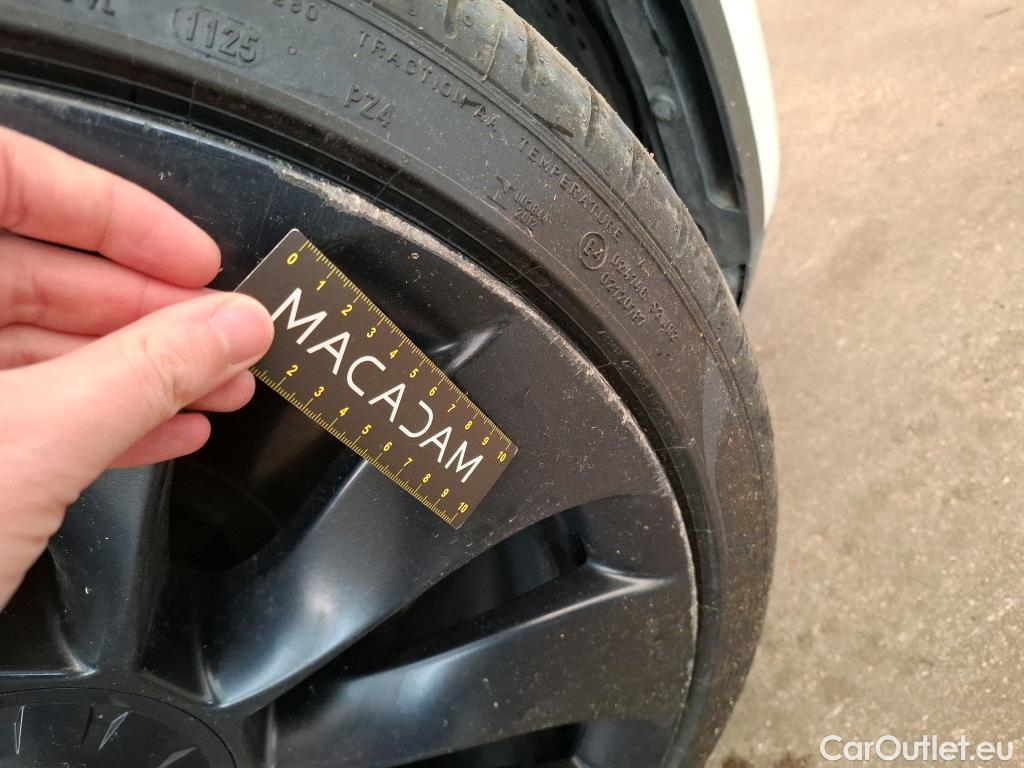  Tesla  Model Y TESLA  / 2020 / 5P / SUV Performance Dual Motor AWD #16