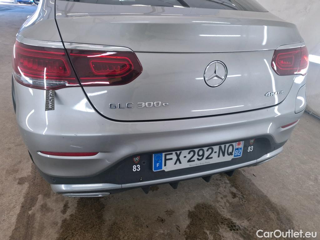  Mercedes  G-Klasee MERCEDES-BENZ GLC Coupe / 2019 / 5P / Coupé GLC 300 e AMG Line 4Matic #27